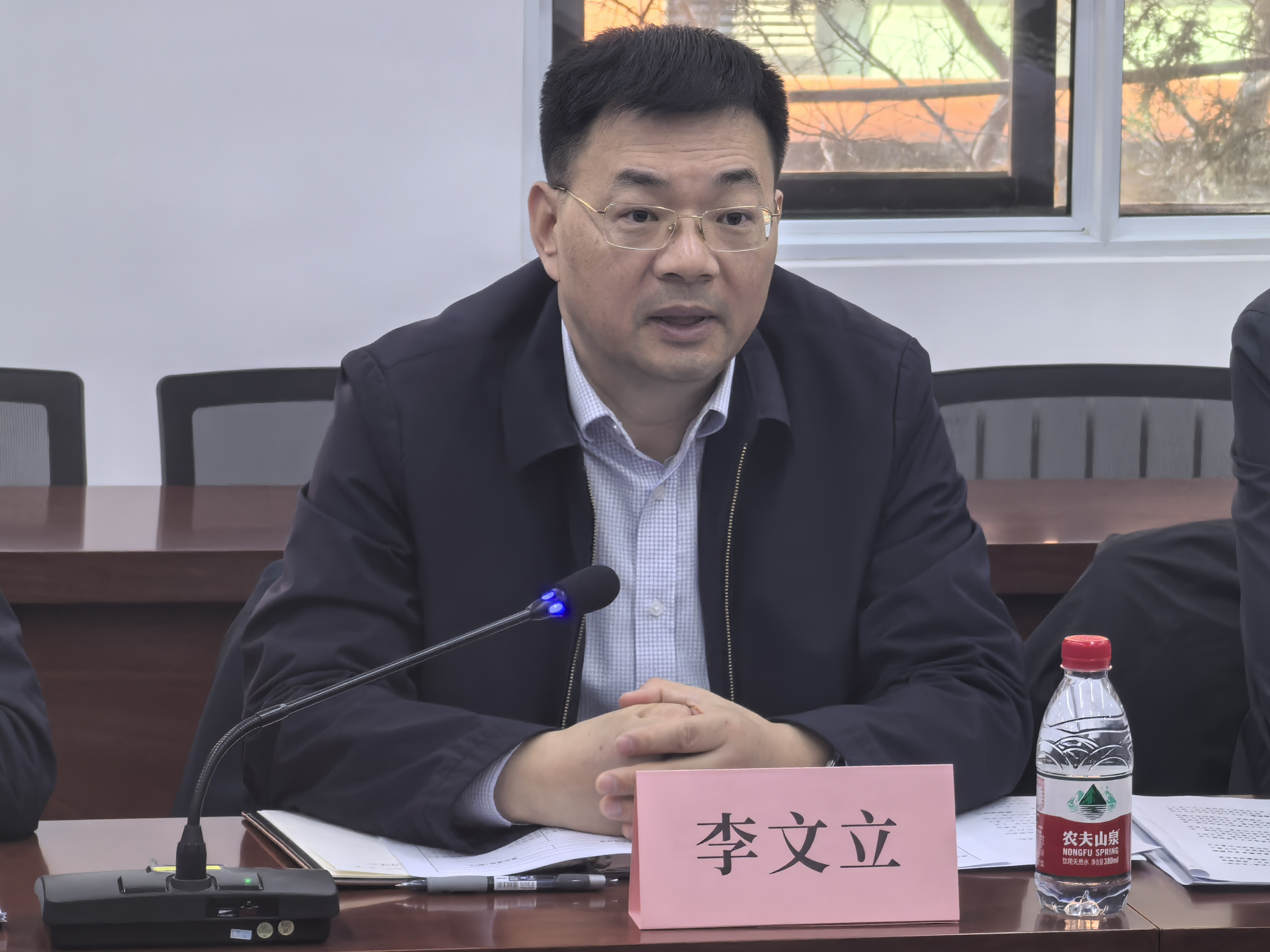 20250116-乐竞首页与国家电网科教协同育人交流研讨会举行-罗国荣、欧阳紫秋-李文立发言.jpg