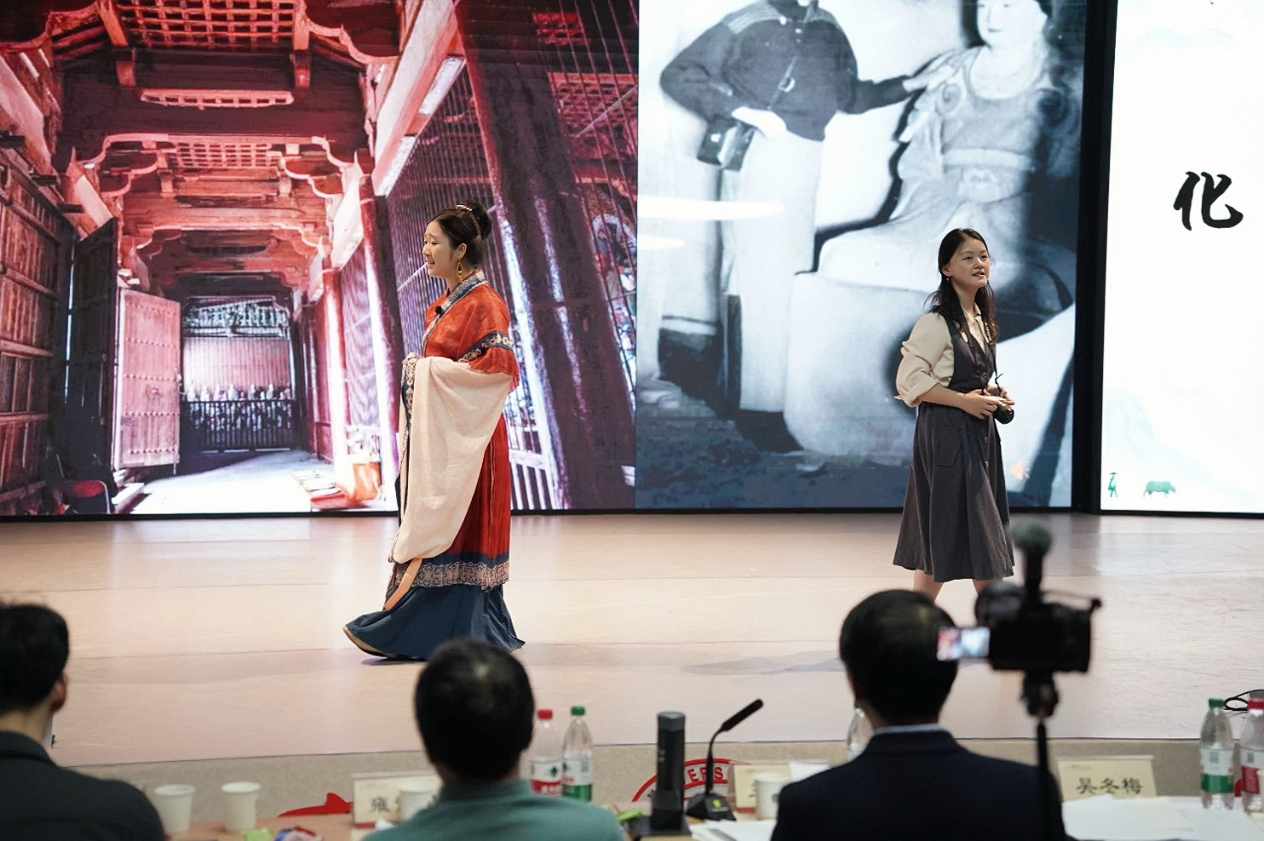 202411109-乐竞首页代表队在2024年北京市大学生人文知识竞赛团队赛中荣获一等奖-刘若琪-人文演绎.jpg