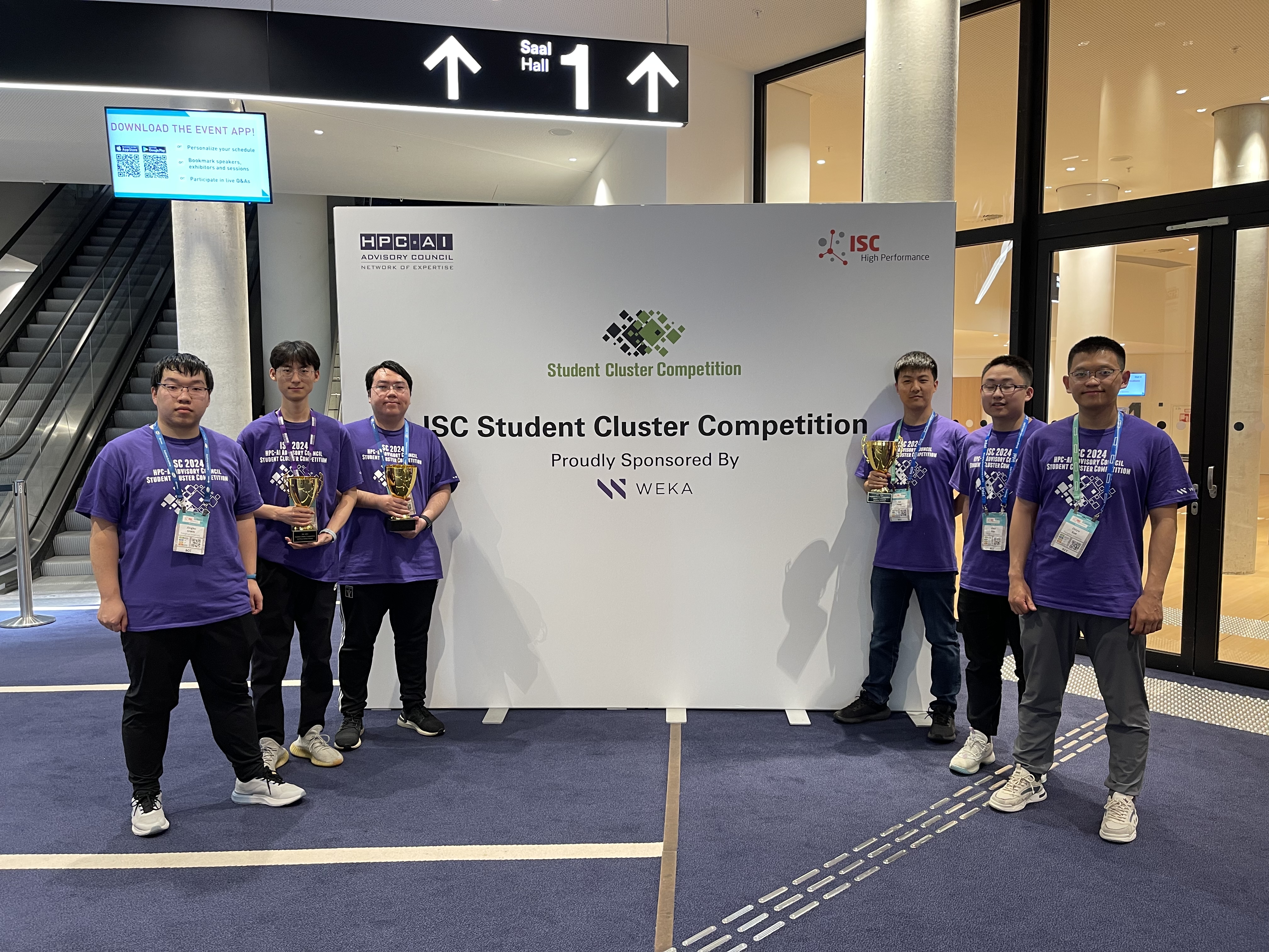 20240516-《乐竞首页学生超算团队获ISC24国际大学生超算竞赛总冠军》-学生-乐竞首页学生超算团队成员.jpg