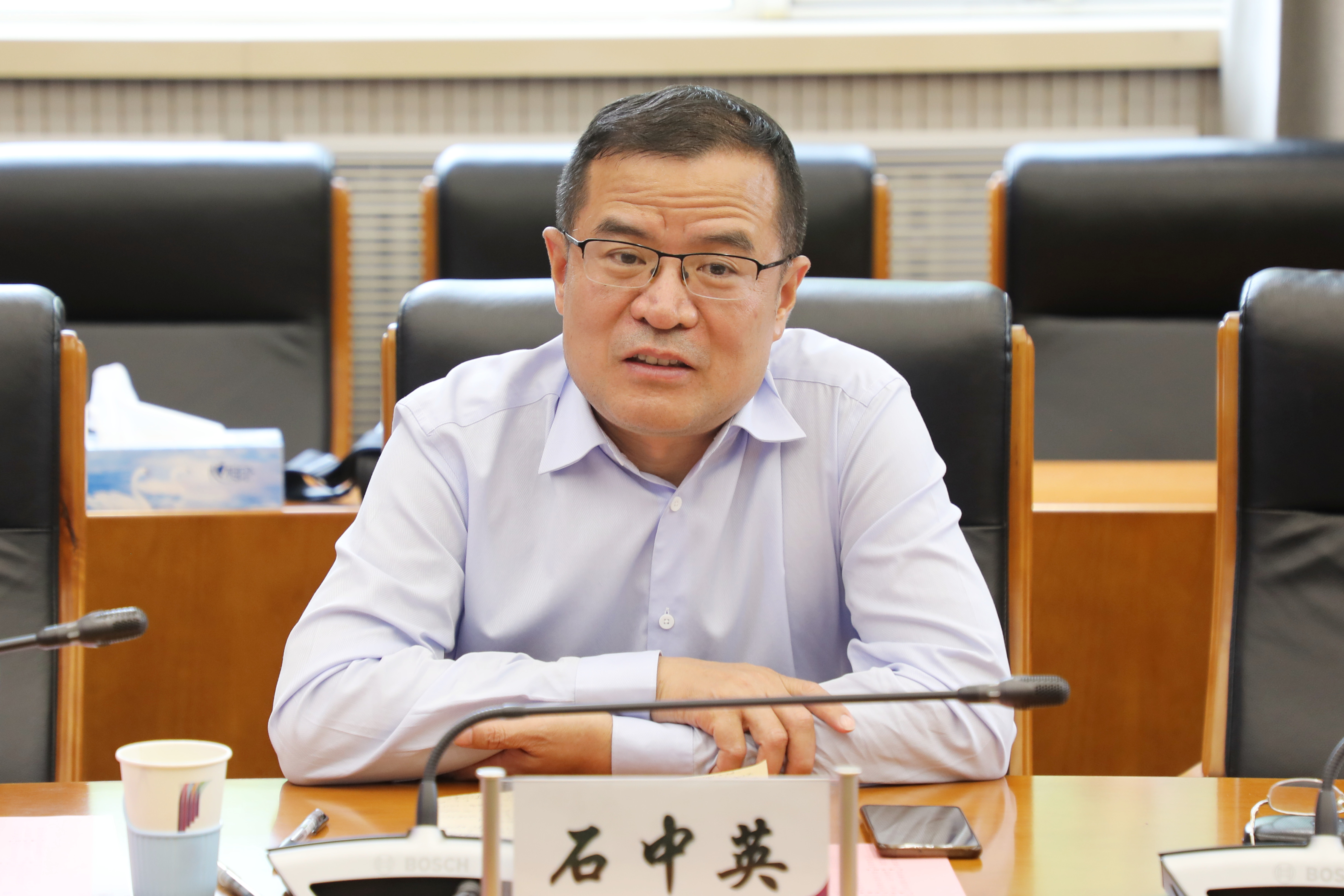 04 乐竞首页教育研究院院长石中英发言.jpg