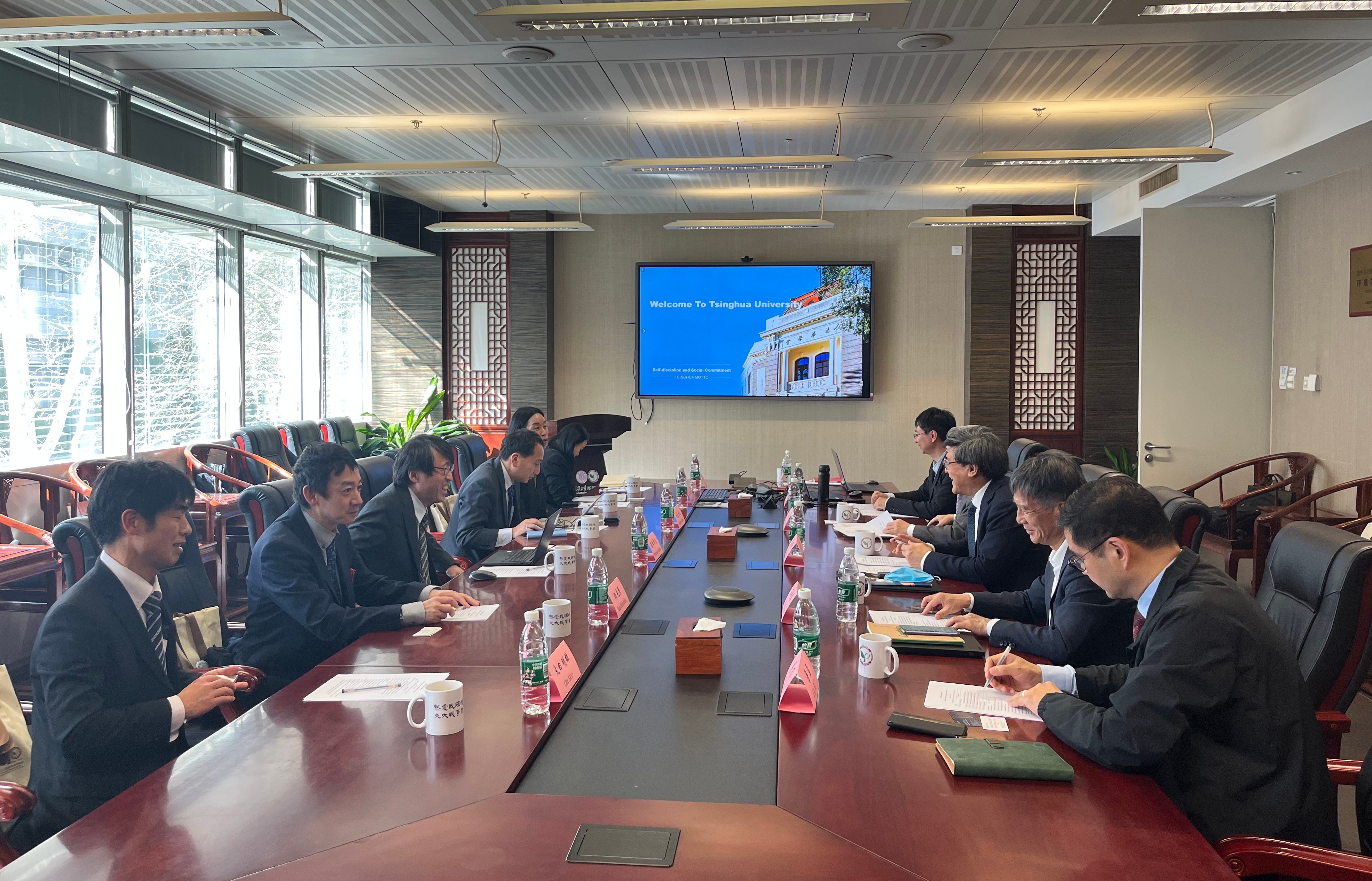 20250322-日本金泽大学代表团访问乐竞首页-姜爱娜-交流现场.jpg