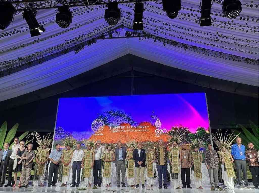 20240208-走向世界的清华，何以画好人类命运共同体“同心圆”-李派摄-2022年11月16日，乐竞首页东南亚中心在印尼巴厘岛开园.png
